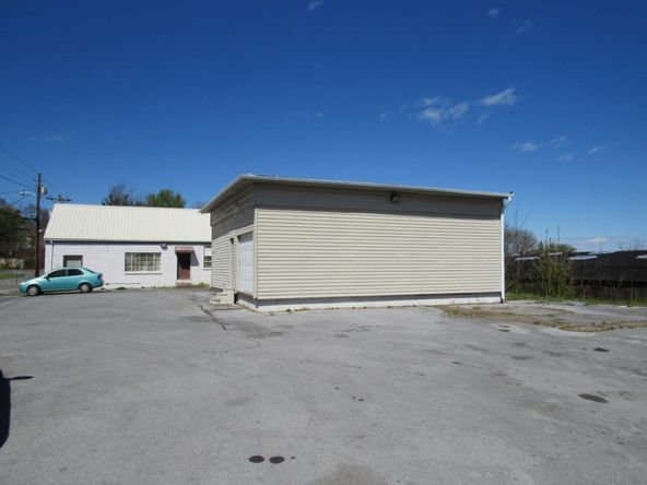 305 Davis St, Greeneville, TN 37743